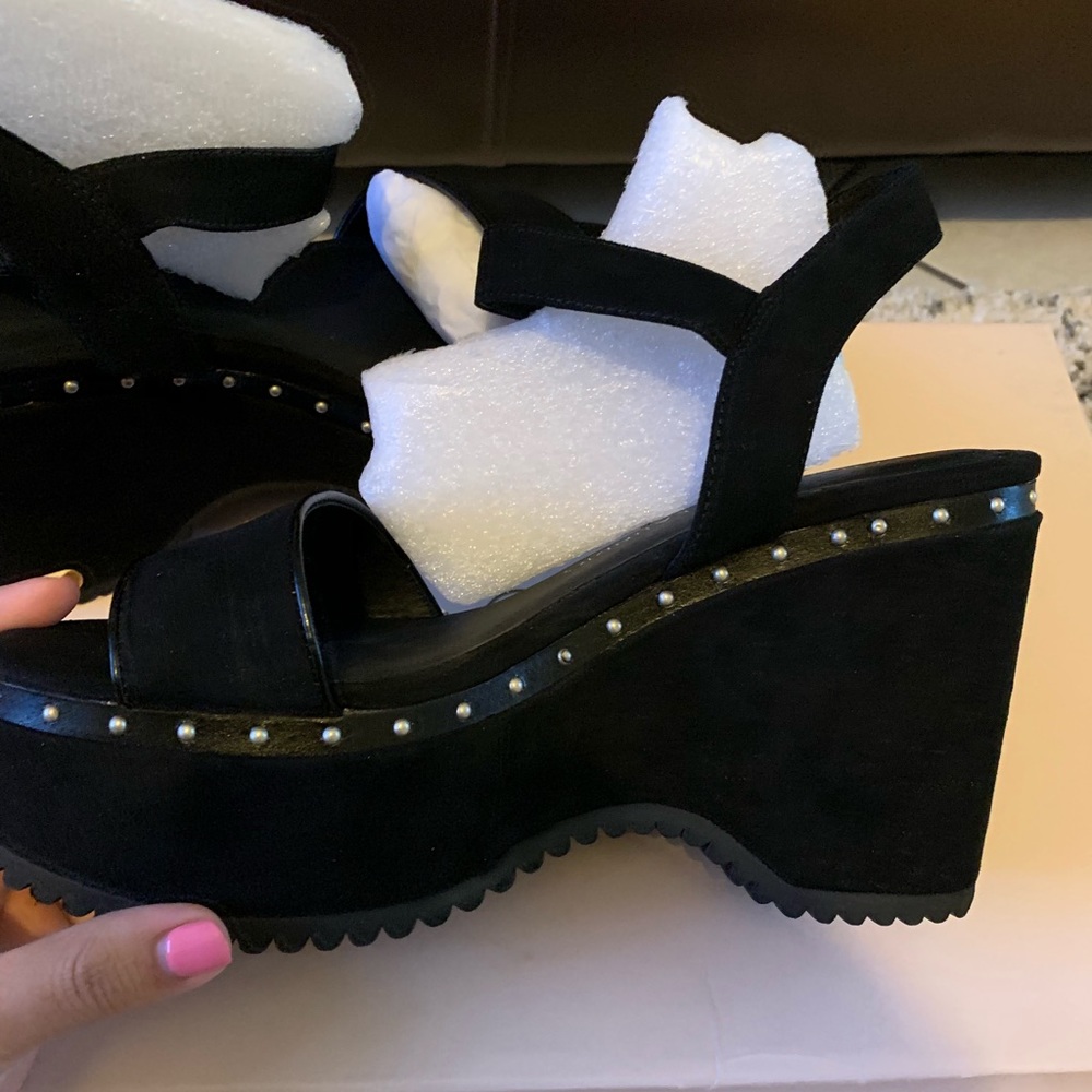 Chinese Laundry Tula Wedge